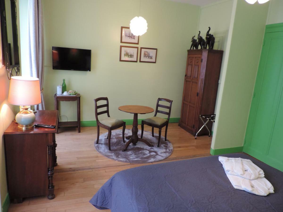 Sees Chez Vous Bed and Breakfast Zewnętrze zdjęcie
